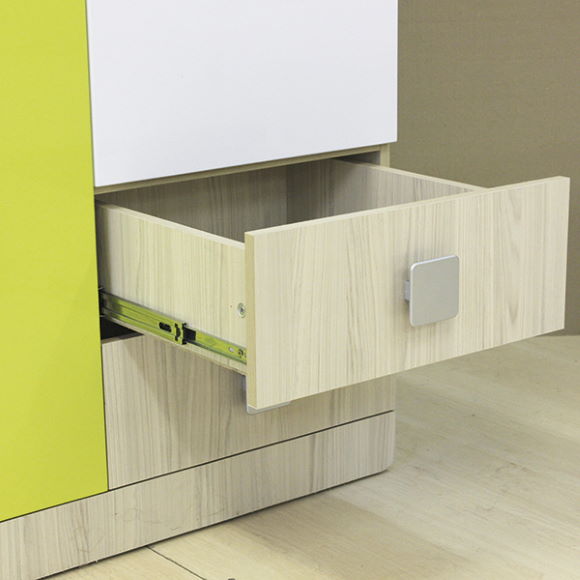 Фото Шкаф Стиль 2 (70) двухдверный от производителя Аквилон в Крыму по цене 29 000 ₽