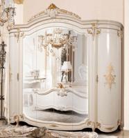 Шкаф светлый 1